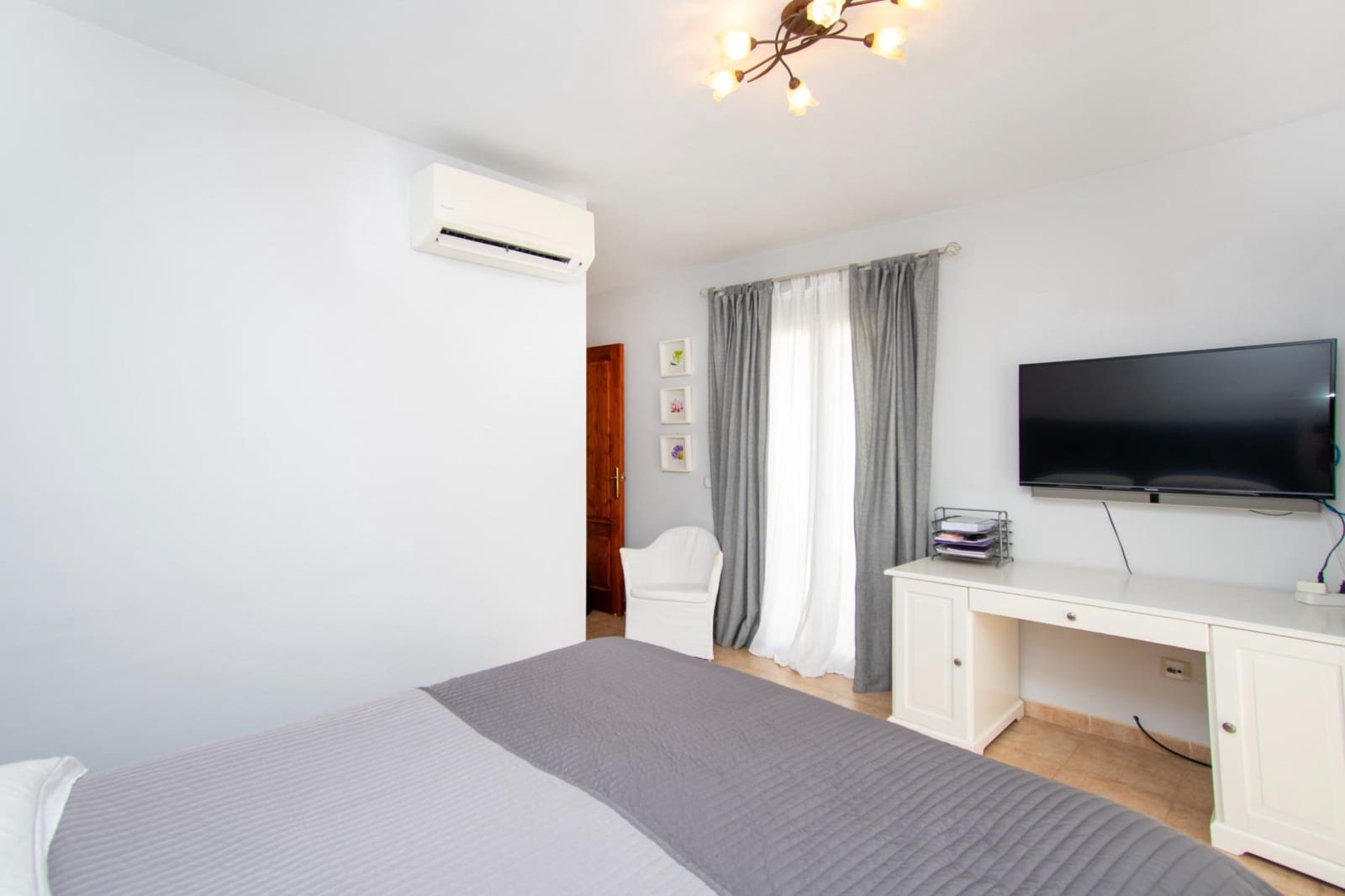 4 soverom Villa til salgs i Peguera / Paguera med svømmebasseng garasje - € 950 000 (Ref: 9410993)