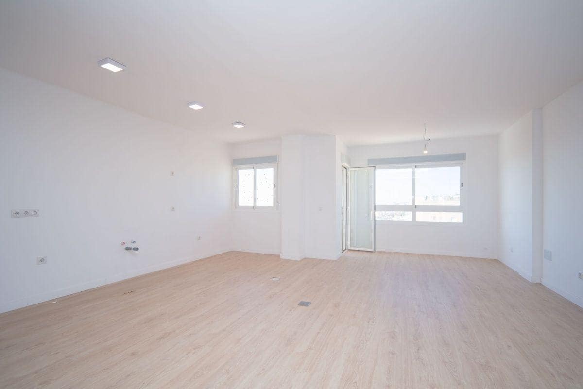 3 bedroom Flat for sale in Palma de Mallorca - € 599,000 (Ref: 9414123)