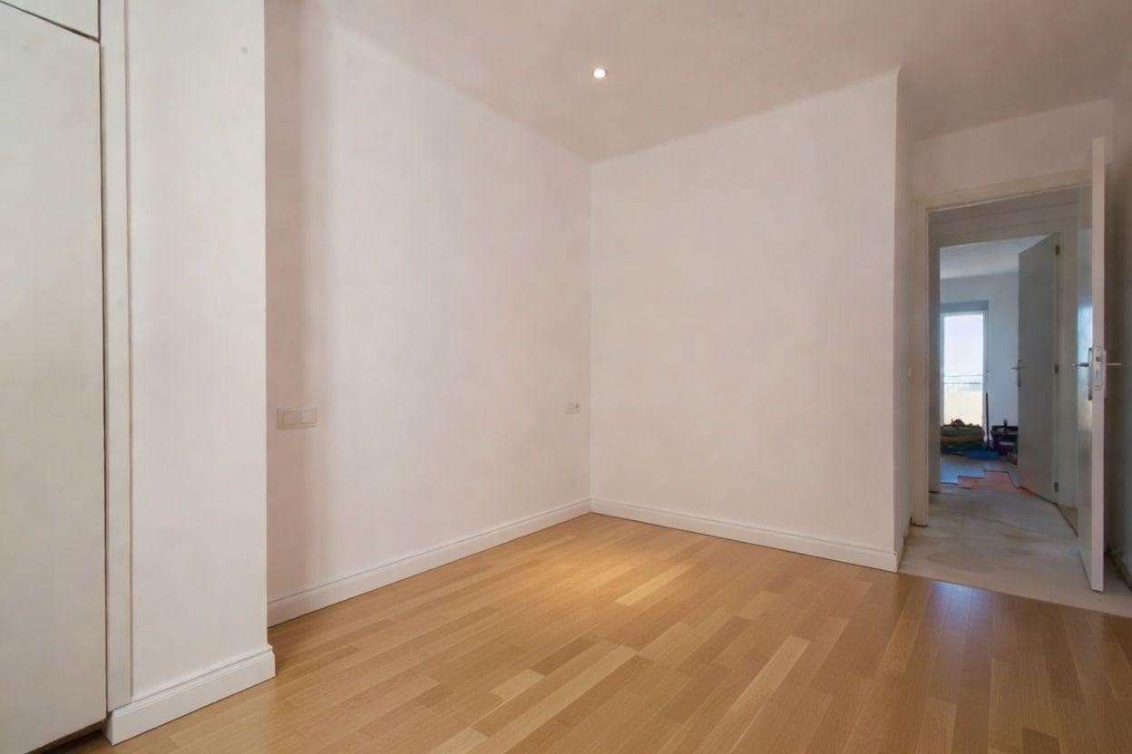 3 bedroom Flat for sale in Palma de Mallorca - € 599,000 (Ref: 9414123)