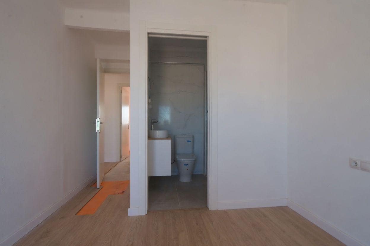 3 bedroom Flat for sale in Palma de Mallorca - € 599,000 (Ref: 9414123)