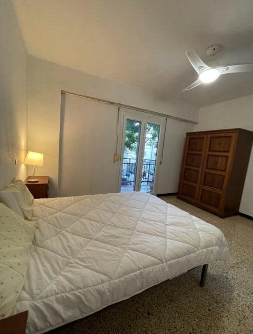 5 bedroom Flat for sale in Palma de Mallorca - € 390,000 (Ref: 9431086)