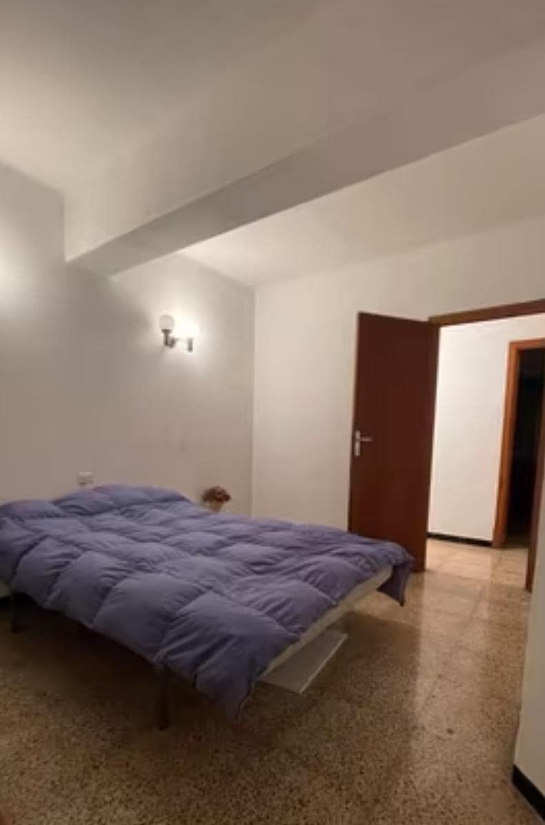 5 bedroom Flat for sale in Palma de Mallorca - € 390,000 (Ref: 9431086)