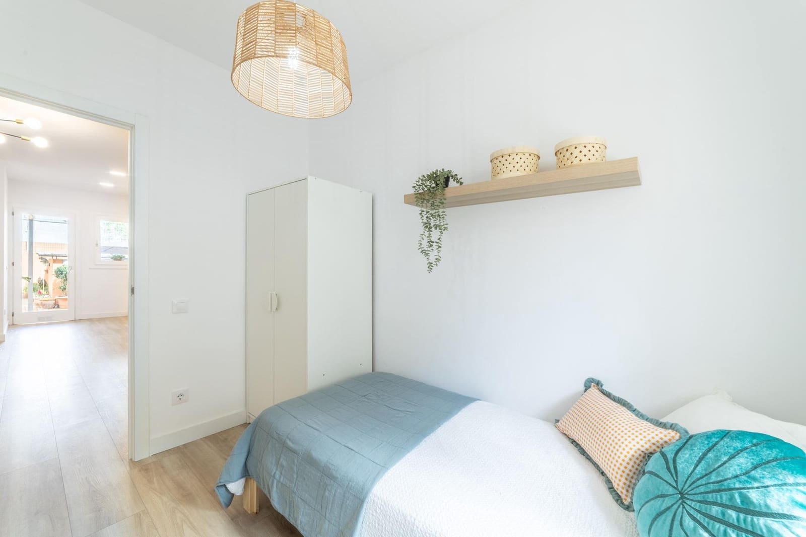 2 bedroom Flat for sale in Son Ferriol - € 429,000 (Ref: 9431087)