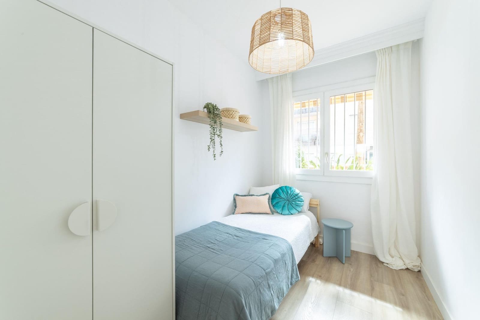 2 bedroom Flat for sale in Son Ferriol - € 429,000 (Ref: 9431087)