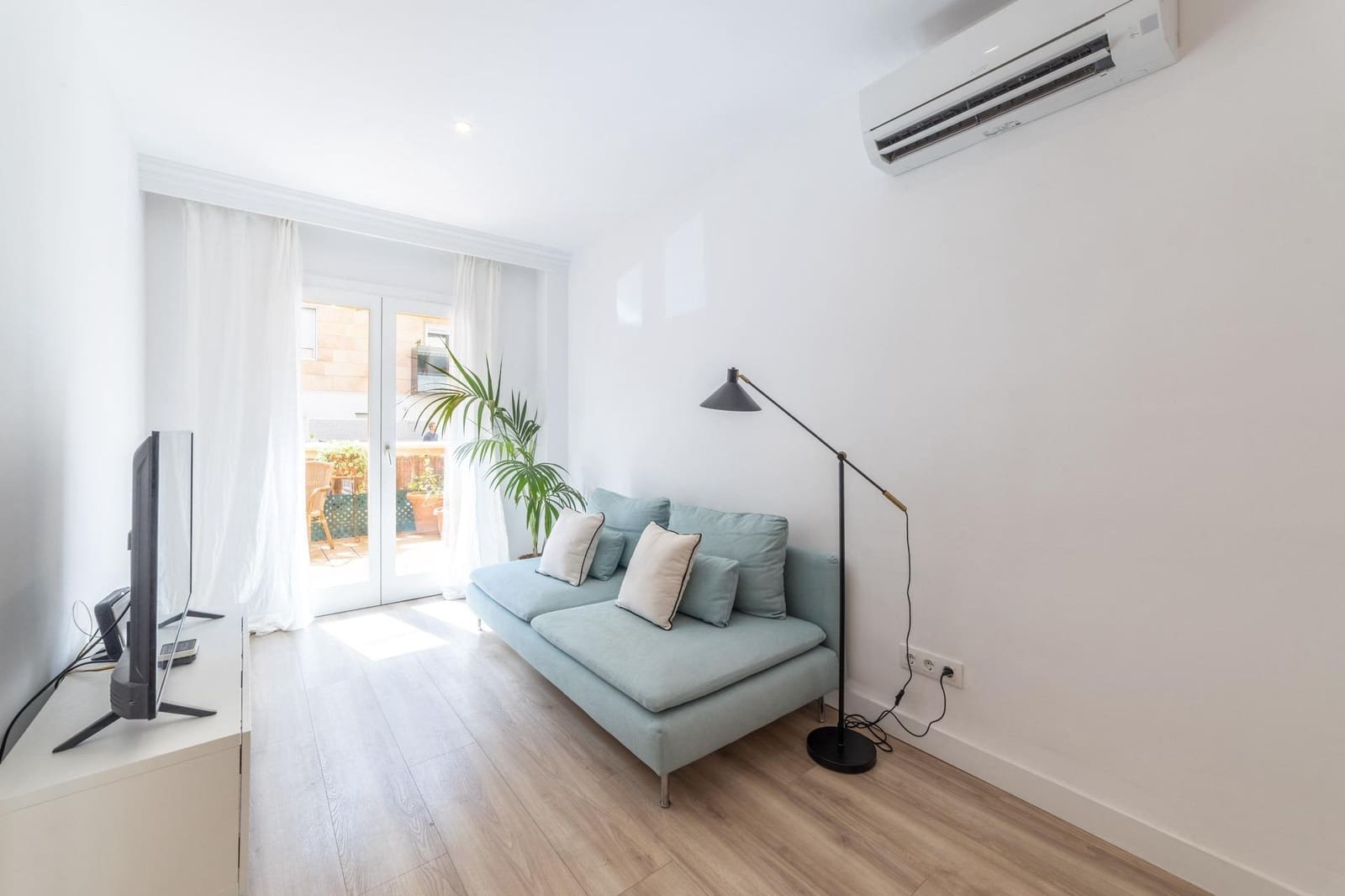 2 bedroom Flat for sale in Son Ferriol - € 429,000 (Ref: 9431087)