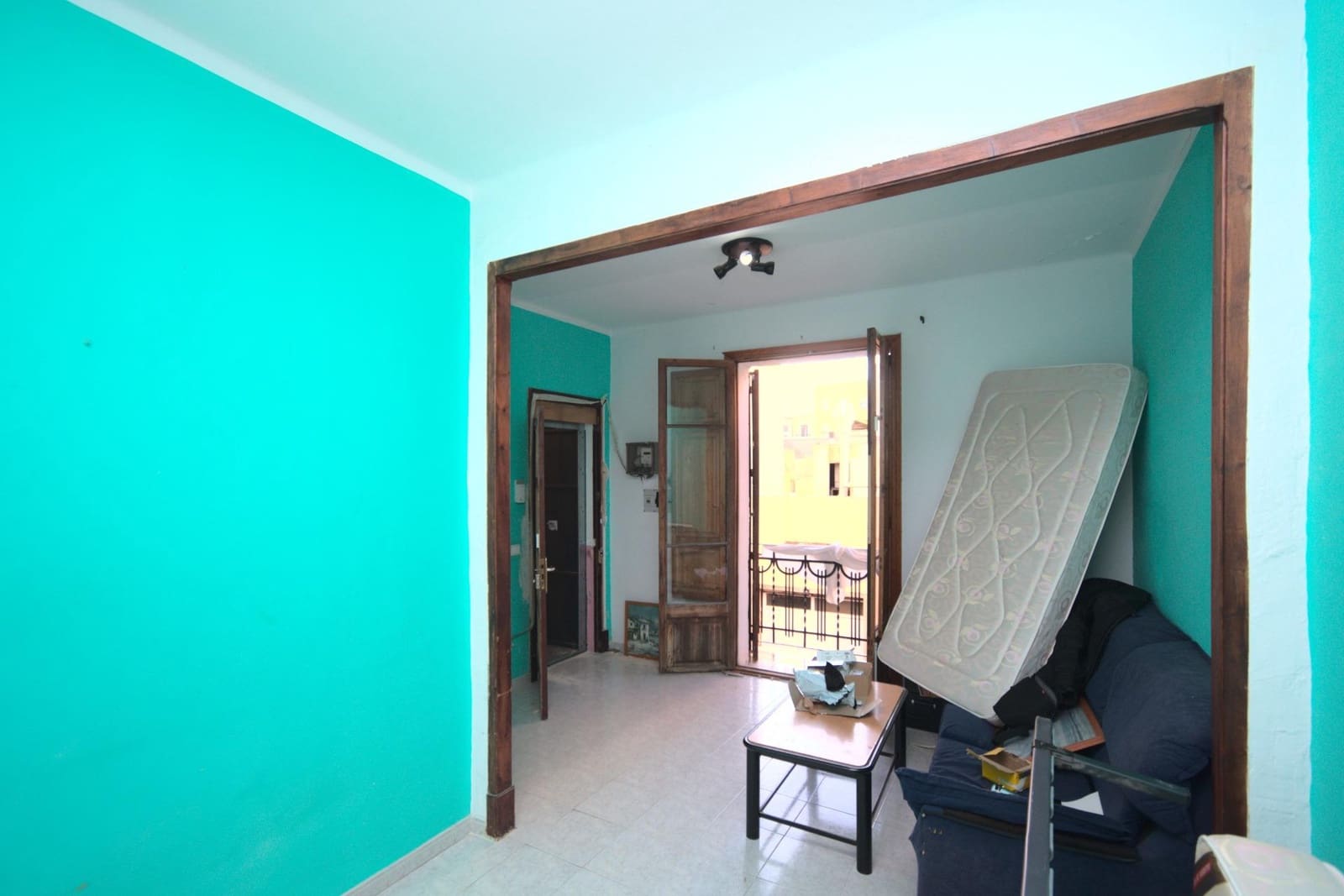 2 bedroom Flat for sale in Palma de Mallorca - € 230,000 (Ref: 9440158)