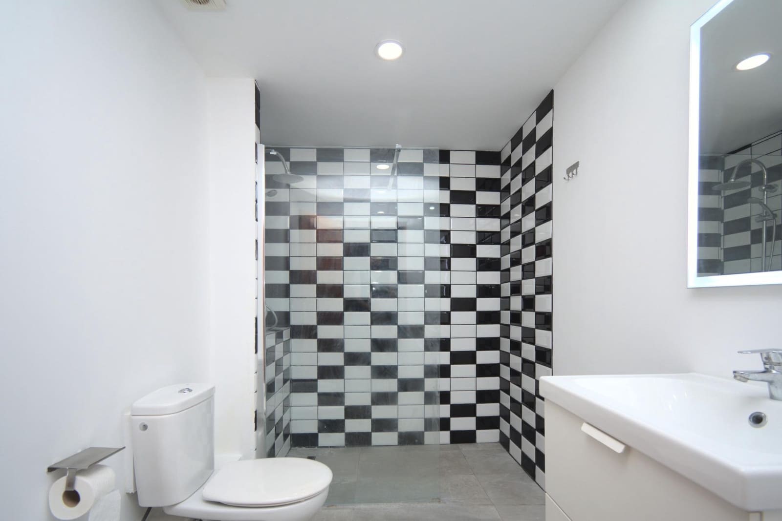 2 slaapkamer Flat te koop in Palma de Mallorca - € 465.000 (Ref: 9462106)