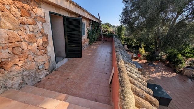 4 soverom Villa til salgs i Algaida med garasje - € 585 000 (Ref: 9530543)