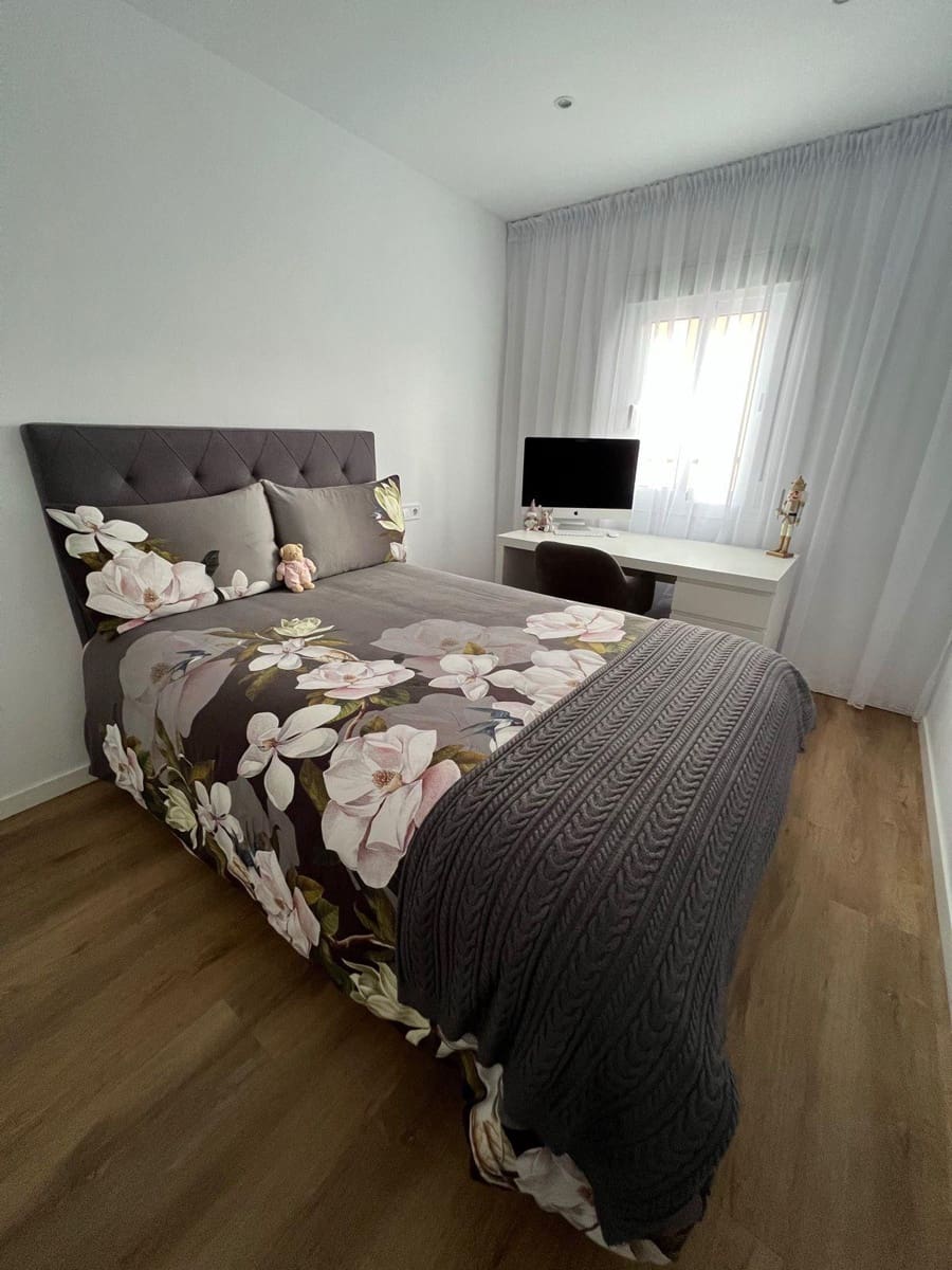 2 soveværelse Lejlighed til salg i Magalluf - € 340.000 (Ref: 9543656)