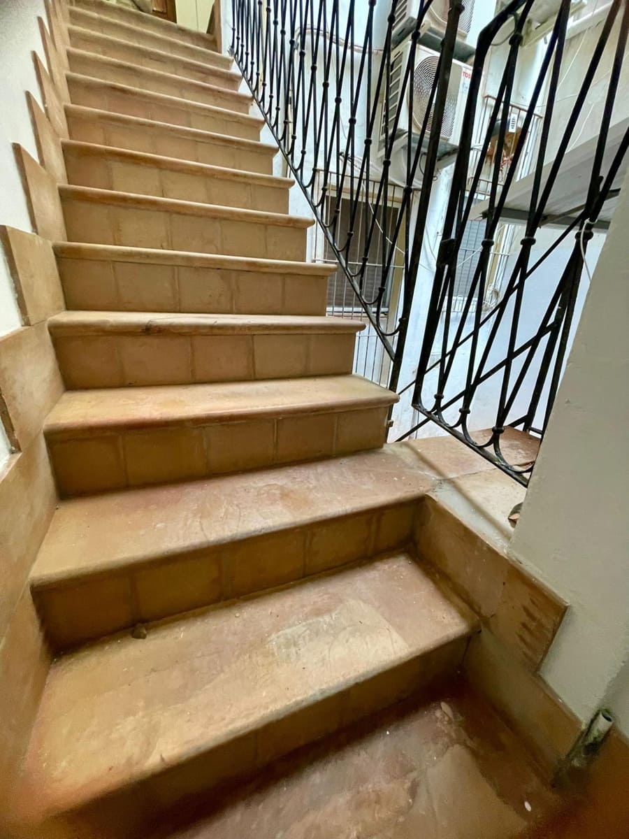 2 soveværelse Lejlighed til leje i Palma de Mallorca - € 1.100 (Ref: 9601187)