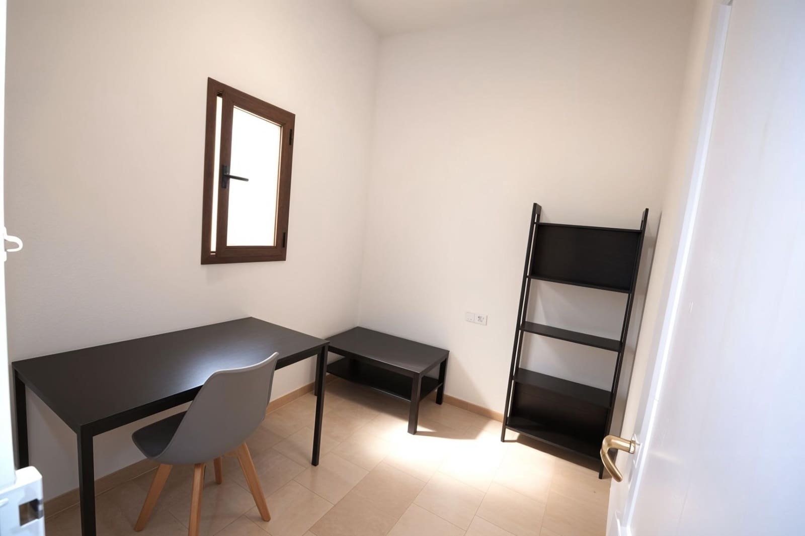 2 soveværelse Lejlighed til leje i Palma de Mallorca - € 1.100 (Ref: 9601187)