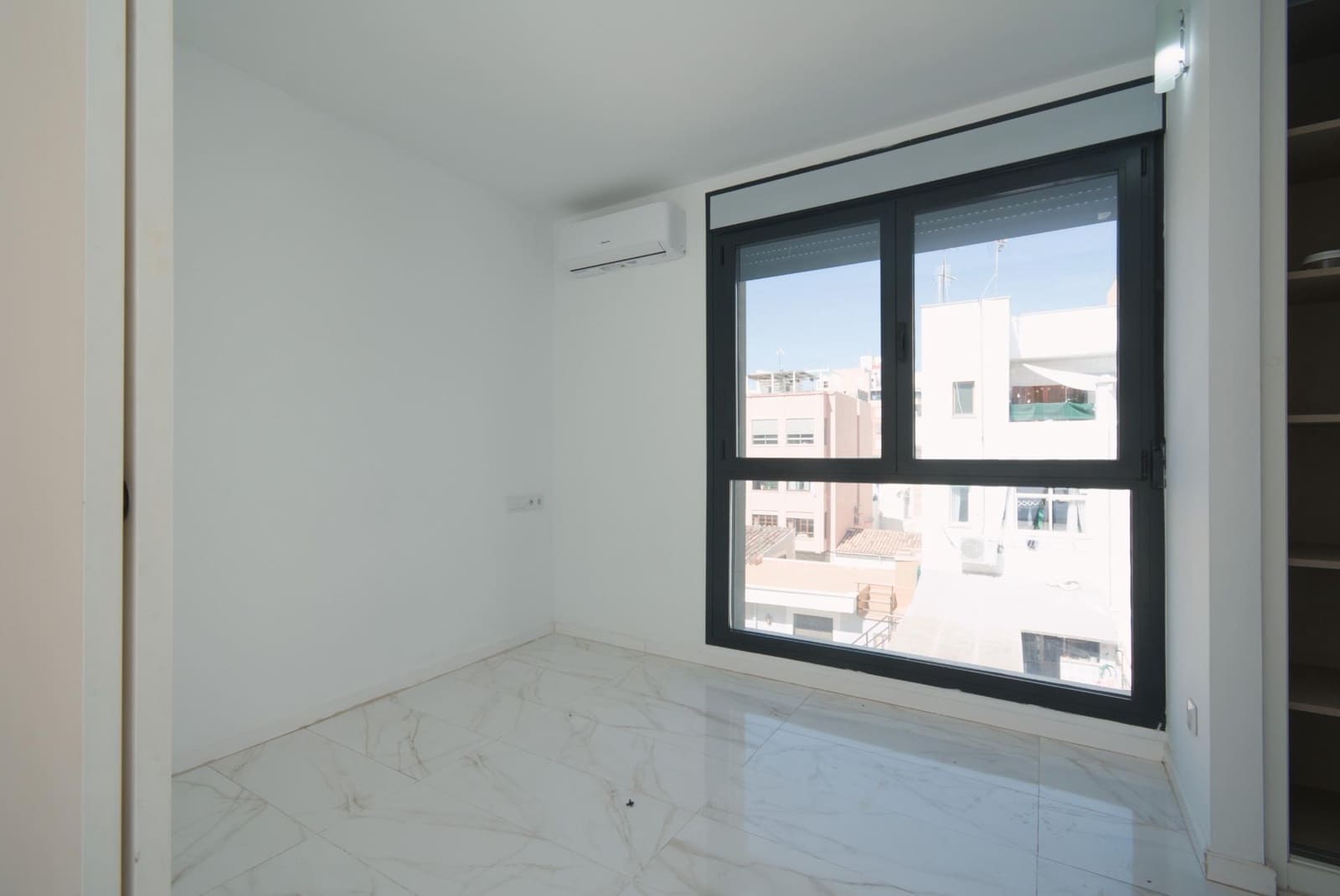1 bedroom Penthouse for rent in Palma de Mallorca - € 1,300 (Ref: 9732155)