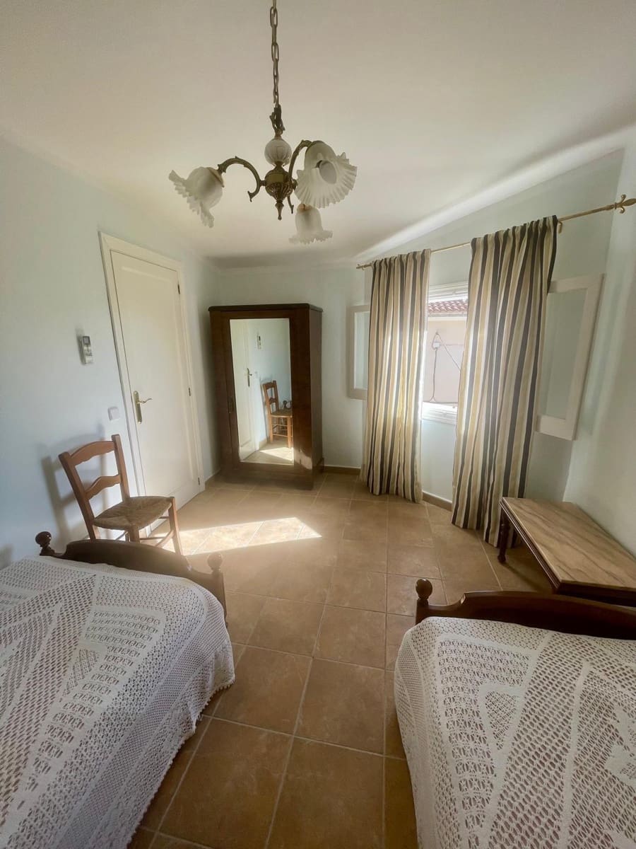 4 bedroom Apartment for sale in Santa Margalida with garage - € 599,000 (Ref: 9752053)