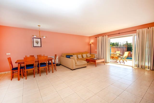 3 soverom Rekkehus til salgs i Sa Torre (Llucmajor), Llucmajor med svømmebasseng garasje - € 750 000 (Ref: 9762004)