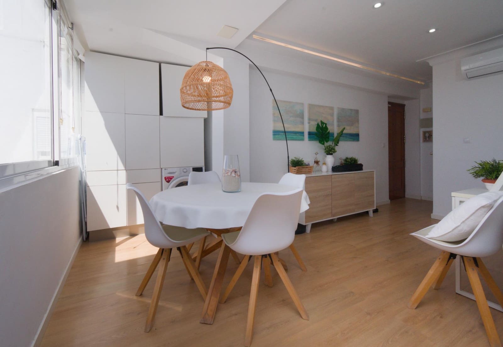 2 bedroom Penthouse for rent in Palma de Mallorca with garage - € 2,500 (Ref: 9762005)