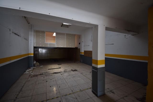 Commerciale in vendita in Palma de Mallorca - 260.000 € (Rif: 9783012)