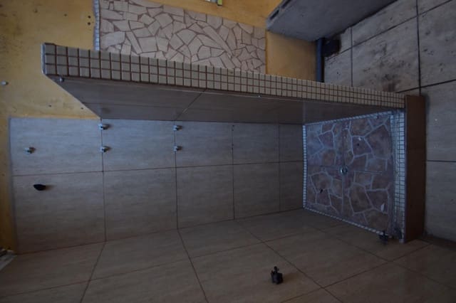 Commerciale in vendita in Palma de Mallorca - 260.000 € (Rif: 9783012)