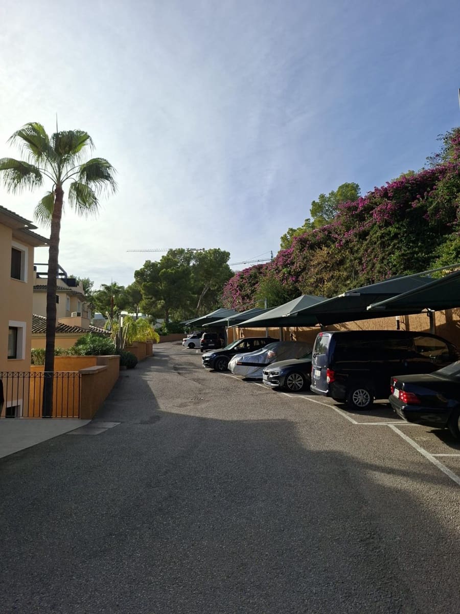 3 chambre Appartement à vendre à Es Camp De Mar / El Camp De Mar avec piscine garage - 910 000 € (Ref: 9783013)