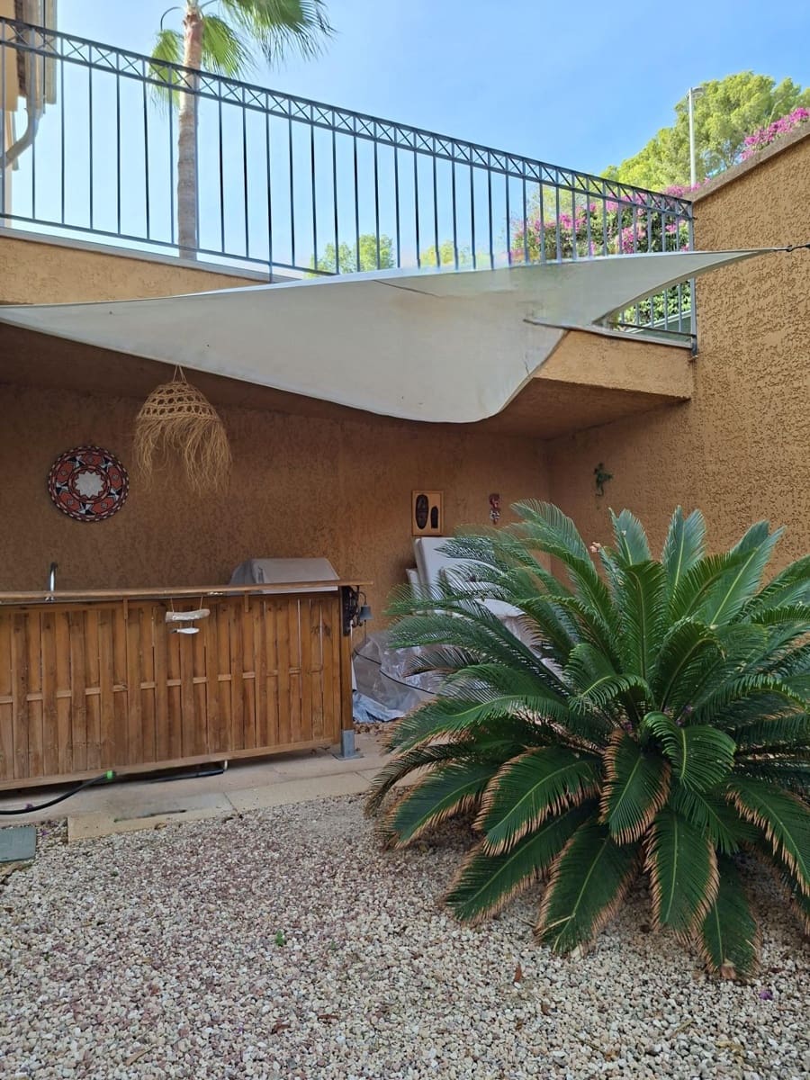 3 chambre Appartement à vendre à Es Camp De Mar / El Camp De Mar avec piscine garage - 910 000 € (Ref: 9783013)