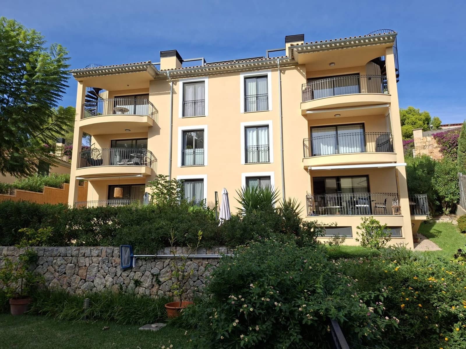 3 chambre Appartement à vendre à Es Camp De Mar / El Camp De Mar avec piscine garage - 910 000 € (Ref: 9783013)