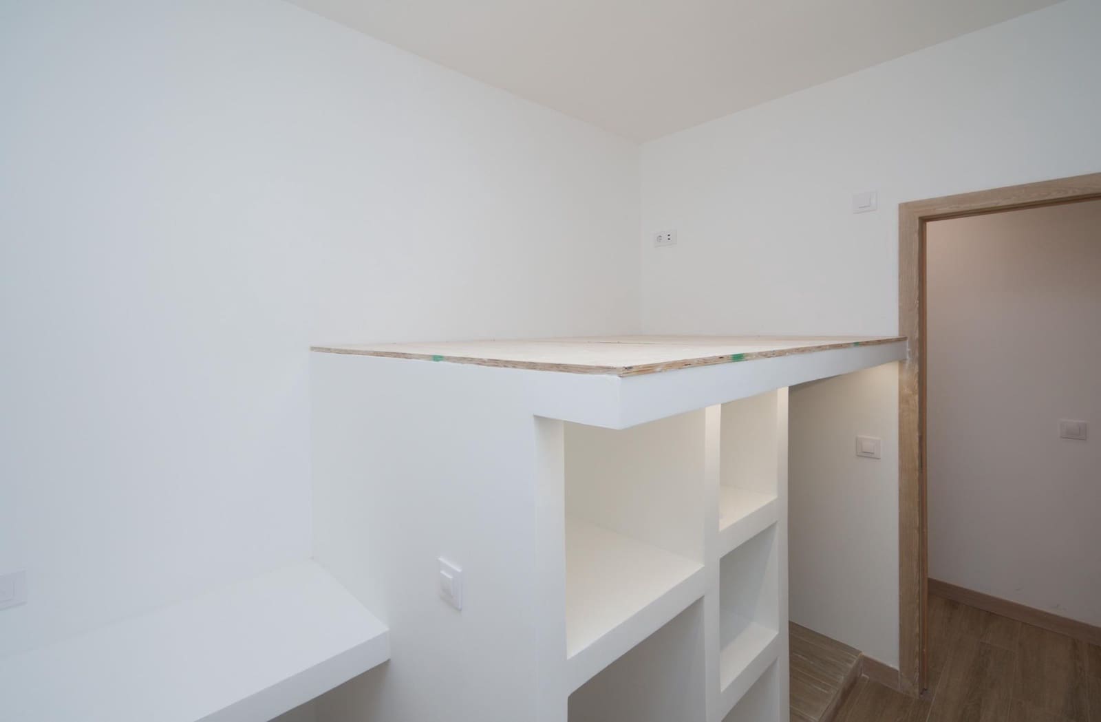 10 bedroom Apartment for sale in Palma de Mallorca - € 940,000 (Ref: 9814370)