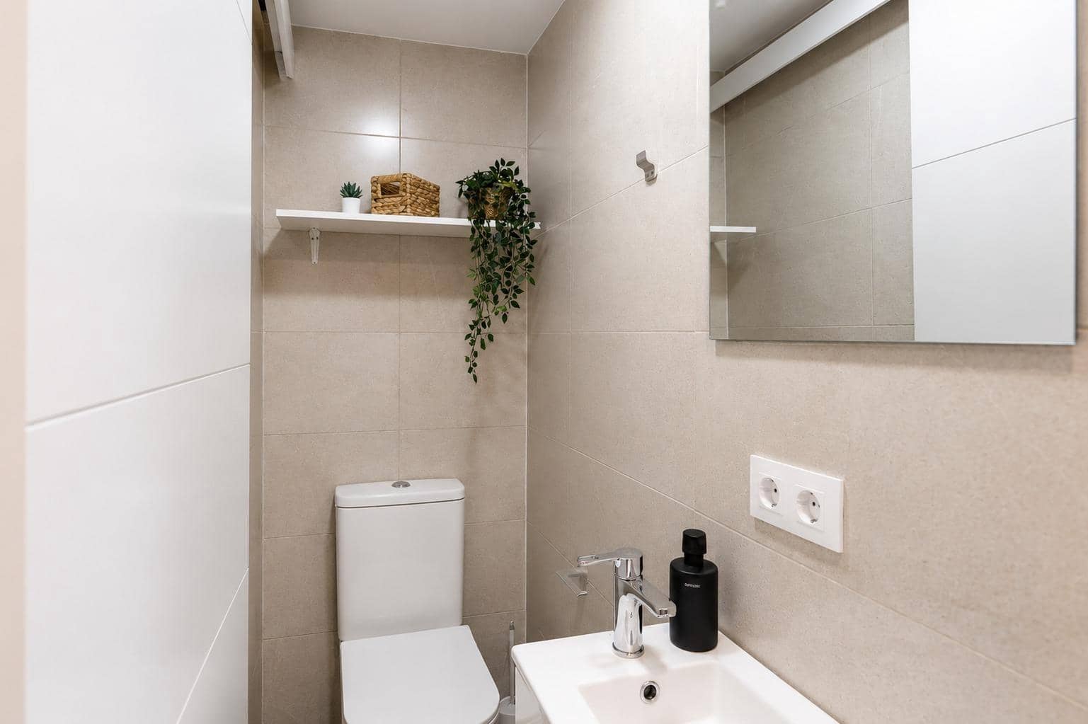10 bedroom Apartment for sale in Palma de Mallorca - € 810,000 (Ref: 9814370)