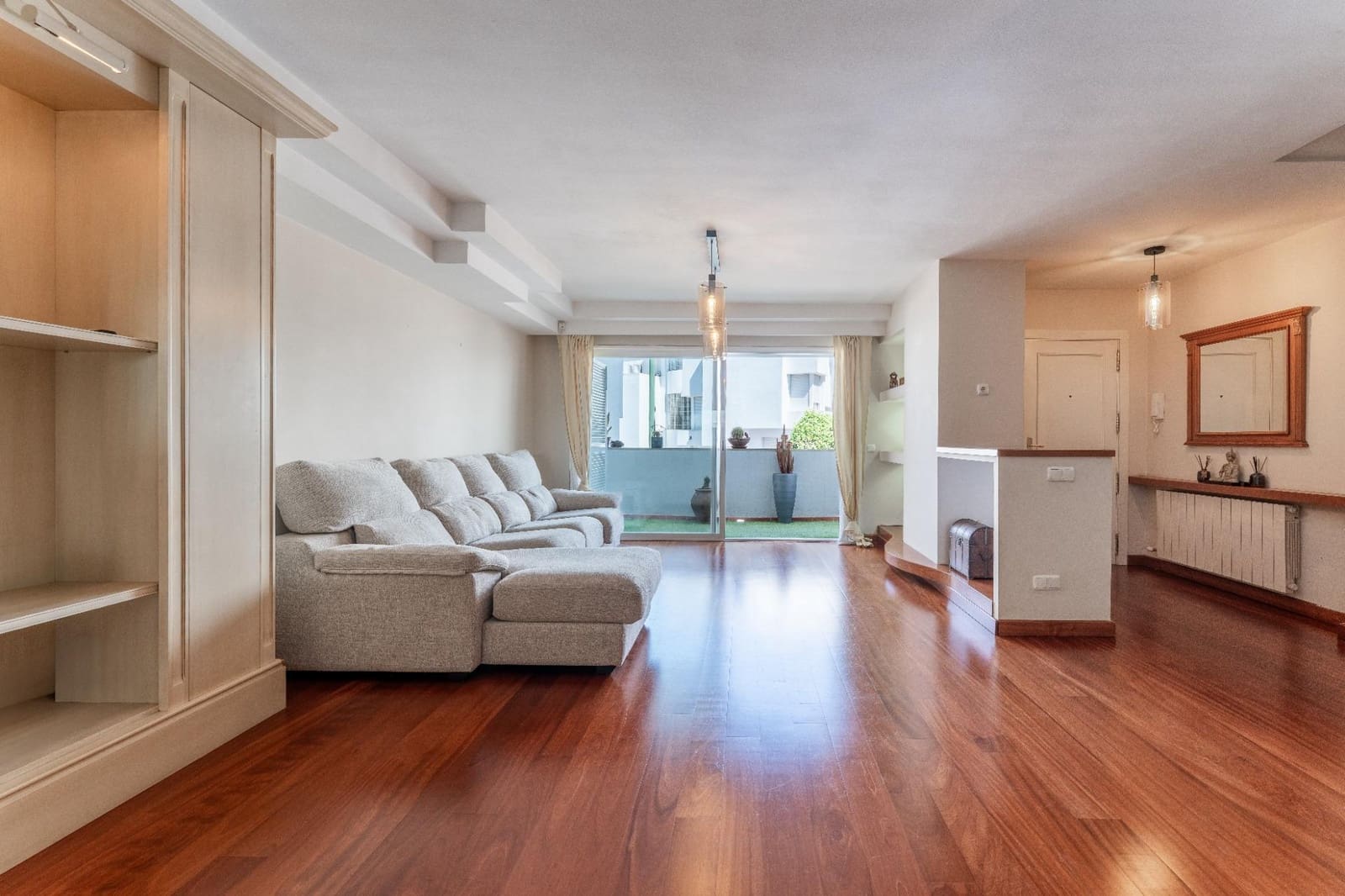 4 soveværelse Rækkehus til salg i Palma de Mallorca med swimmingpool - € 1.325.000 (Ref: 9818254)