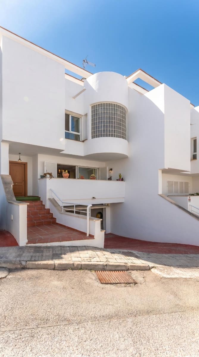 4 bedroom Terraced Villa for sale in Palma de Mallorca with pool - € 1,325,000 (Ref: 9818254)