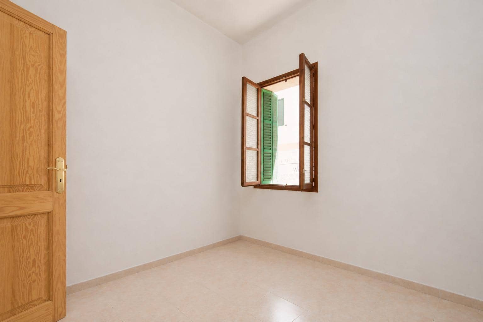 3 soveværelse Lejlighed til salg i Palma de Mallorca - € 375.000 (Ref: 9931552)