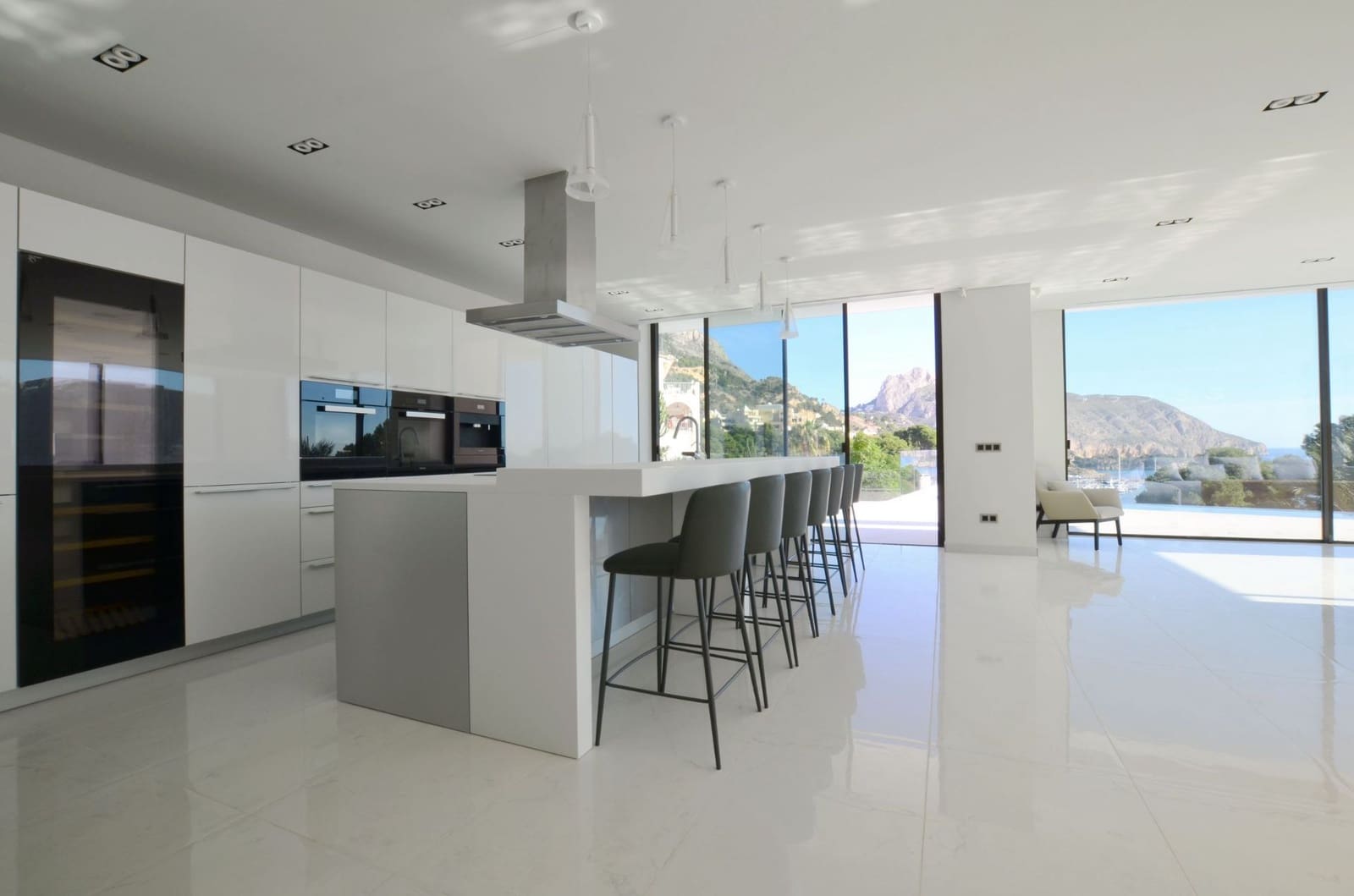 4 slaapkamer Villa te koop in Altea met zwembad garage - € 2.650.000 (Ref: 7870505)