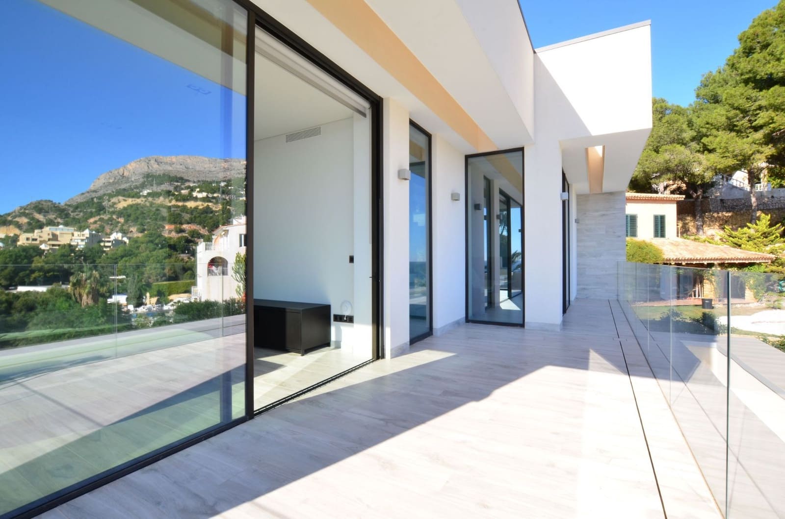 4 slaapkamer Villa te koop in Altea met zwembad garage - € 2.650.000 (Ref: 7870505)