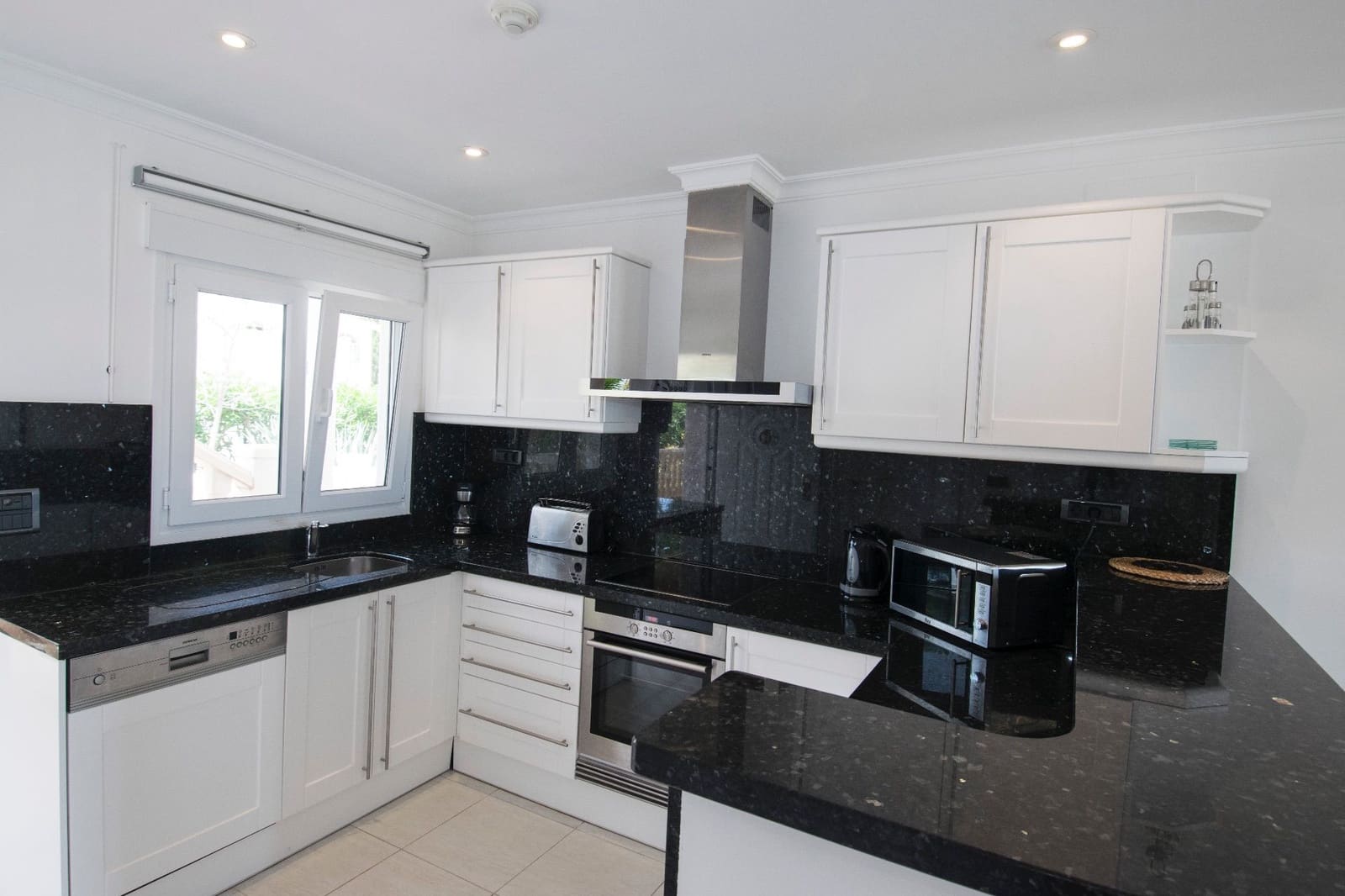 Apartamento de 1 habitación en Benissa en venta con piscina garaje - 330.000 € (Ref: 8129515)