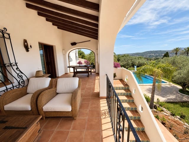 4 sypialnia Willa na sprzedaż w Partida Tosal - Zona del Castellans, Javea / Xàbia z basenem garażem - 950 000 € (Ref: 8238316)
