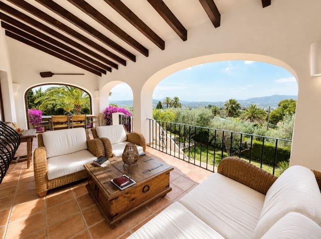 4 sypialnia Willa na sprzedaż w Partida Tosal - Zona del Castellans, Javea / Xàbia z basenem garażem - 950 000 € (Ref: 8238316)