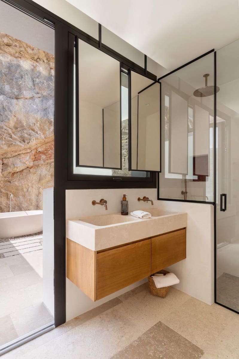 5 bedroom Villa for sale in Javea / Xabia - € 3,550,000 (Ref: 9607241)