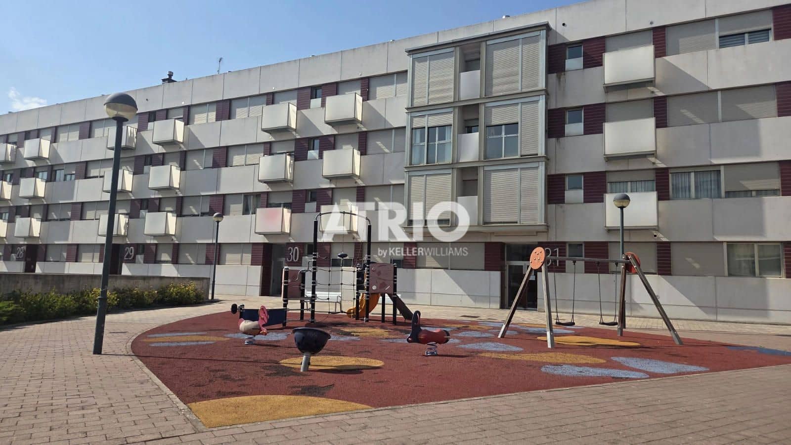 3 makuuhuone Asunto myytävänä paikassa Burgos kaupunki mukana 
autotalli - 239 000 € (Ref: 10010096)