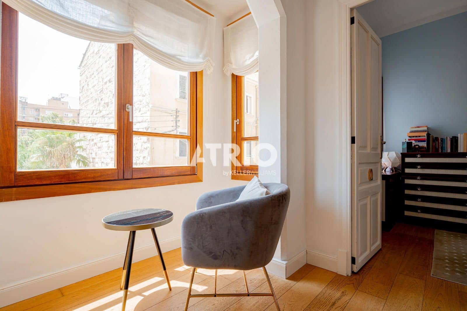 4 bedroom Villa for sale in Palma de Mallorca - € 1,600,000 (Ref: 10019590)