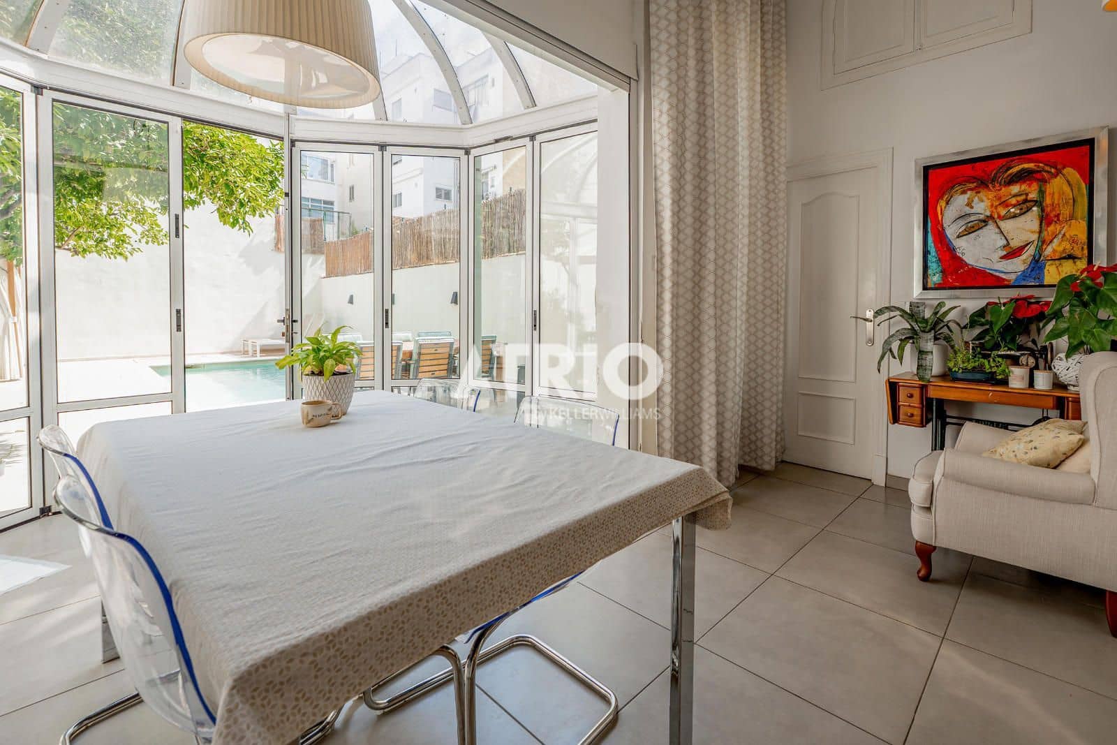 4 bedroom Villa for sale in Palma de Mallorca - € 1,600,000 (Ref: 10019590)