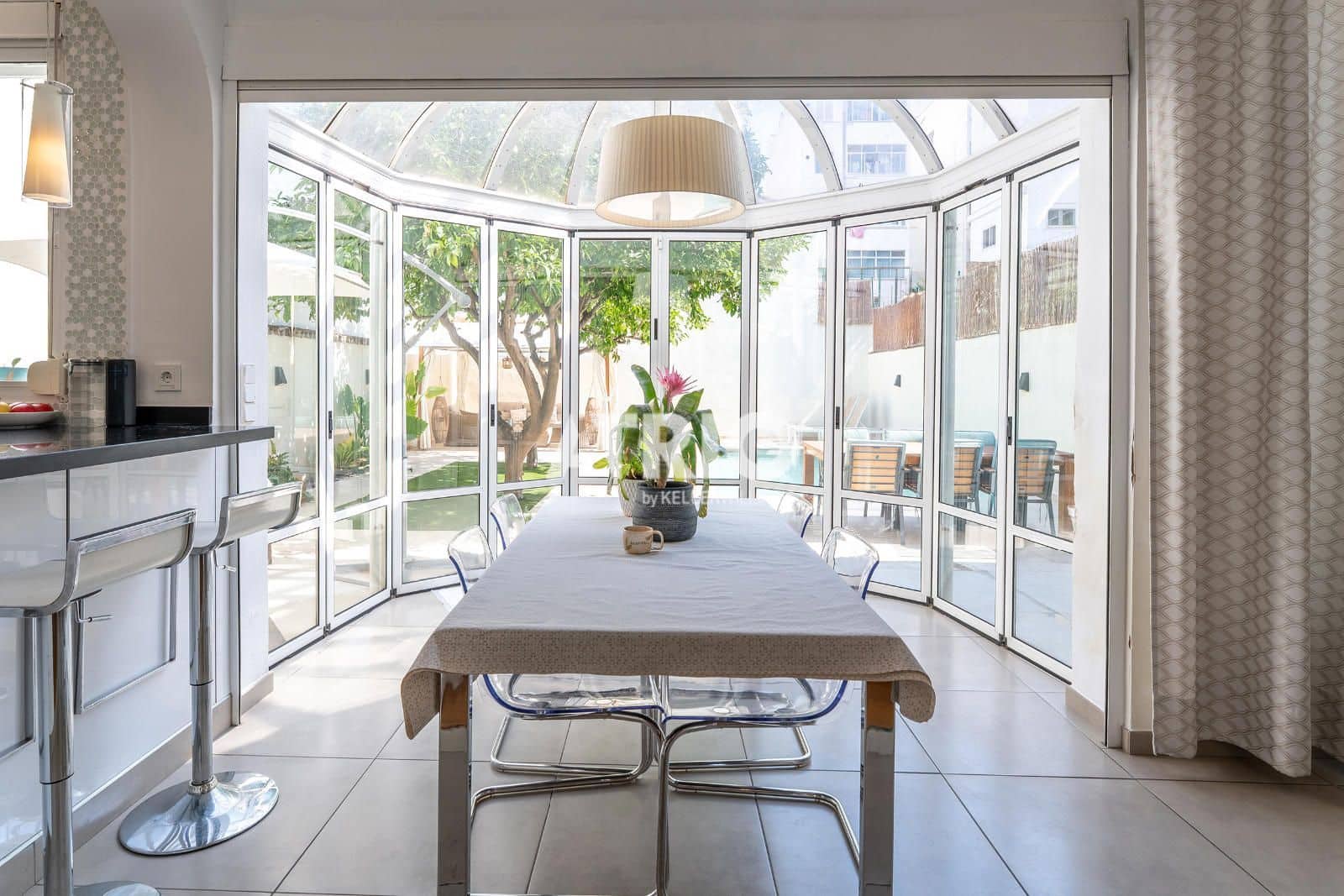 4 bedroom Villa for sale in Palma de Mallorca with pool - € 1,600,000 (Ref: 10019590)