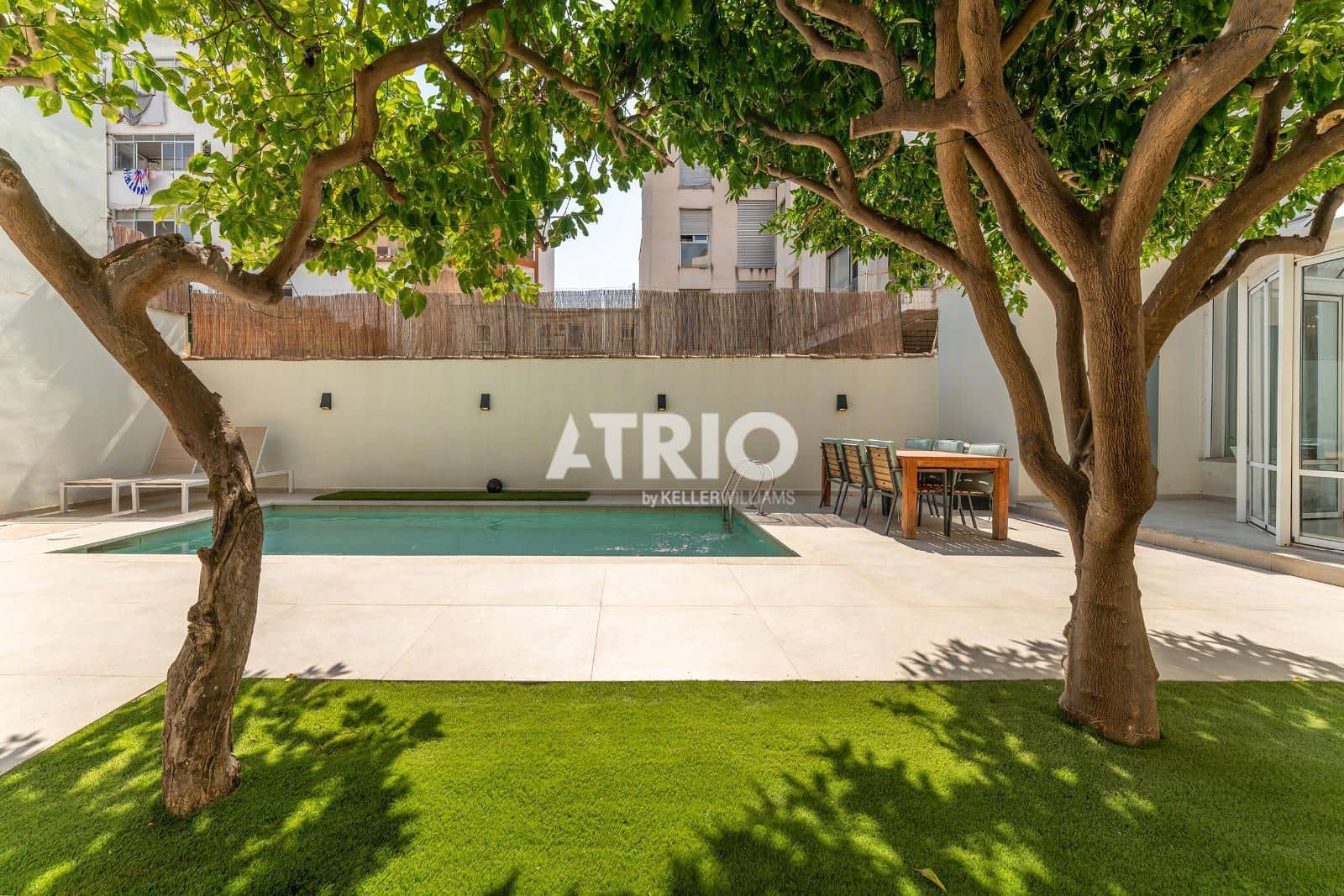 4 bedroom Villa for sale in Palma de Mallorca with pool - € 1,600,000 (Ref: 10019590)