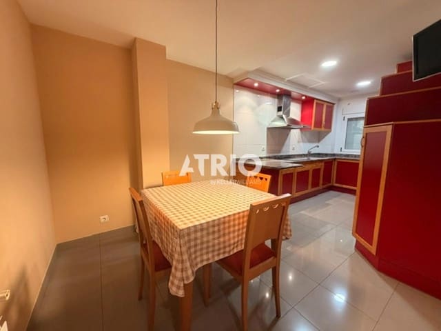 3 sovrum Lägenhet att hyra i Burgos stad - 1 500 € (Ref: 10029791)
