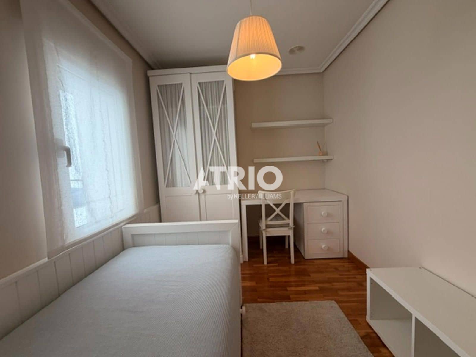 3 sovrum Lägenhet att hyra i Burgos stad - 1 500 € (Ref: 10029791)