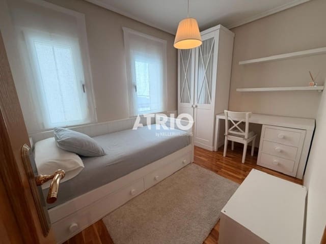 3 sovrum Lägenhet att hyra i Burgos stad - 1 500 € (Ref: 10029791)