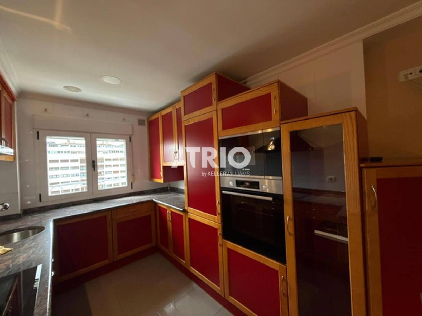 3 camera da letto Appartamento da affittare in Burgos citta - 1.450 € (Rif: 10029791)