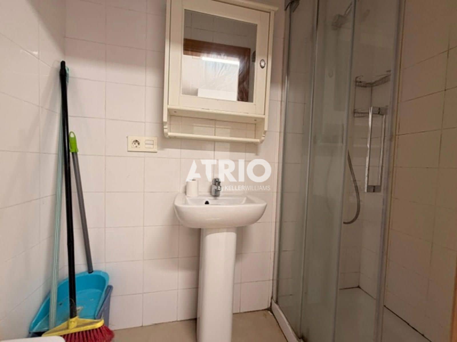 8 bedroom Flat for sale in Burgos city - € 350,000 (Ref: 10036231)