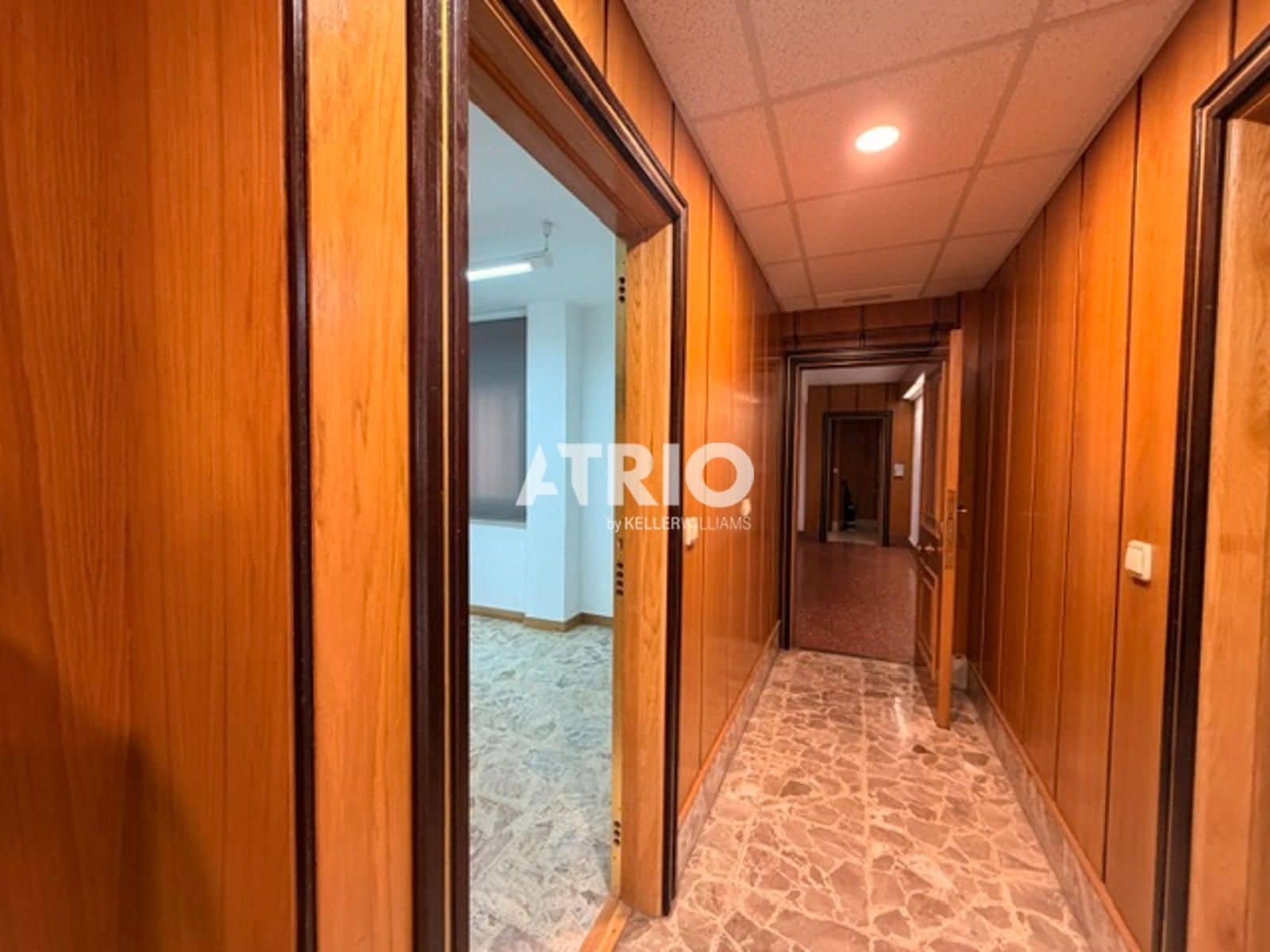 8 bedroom Flat for sale in Burgos city - € 350,000 (Ref: 10036231)