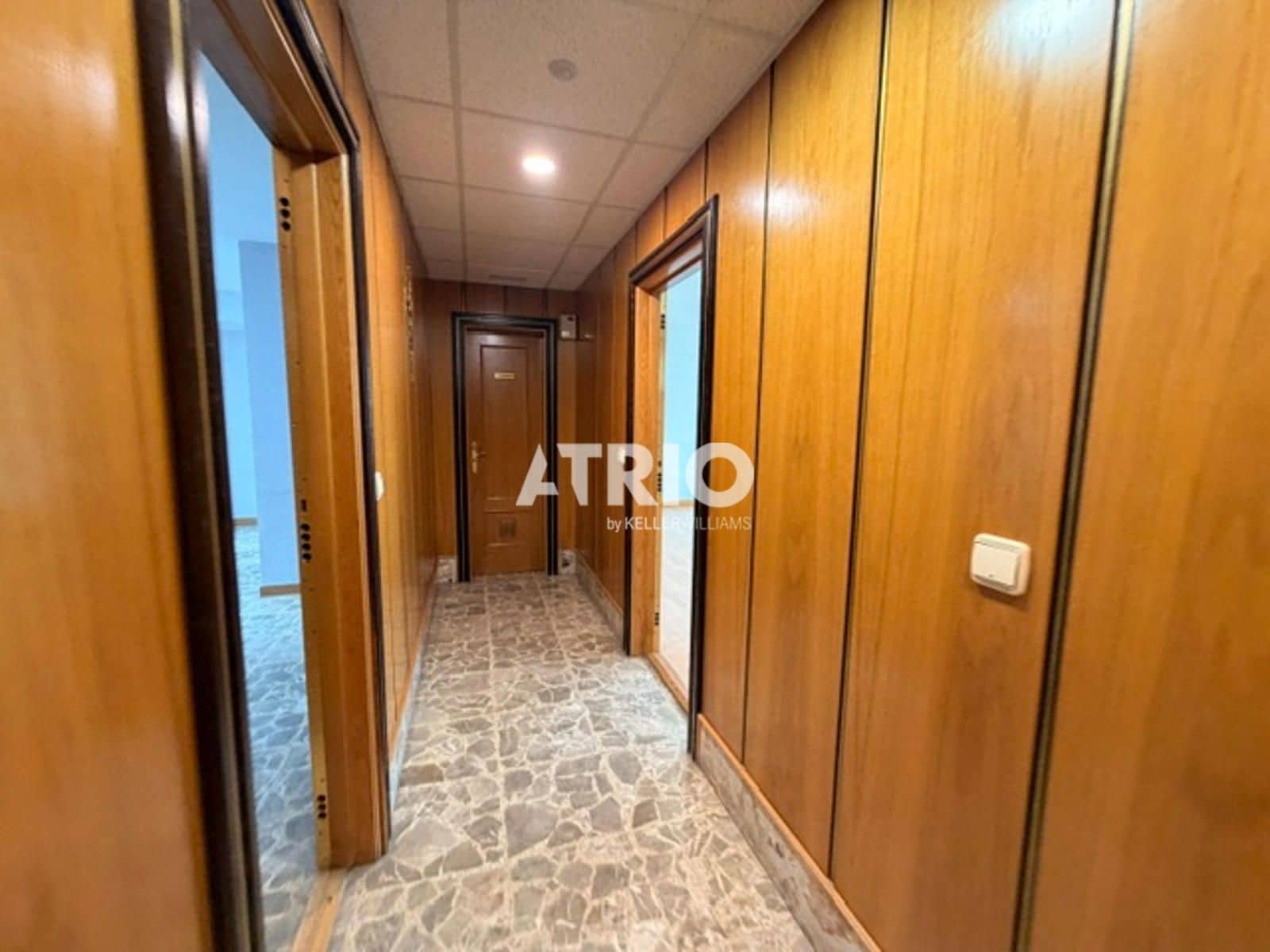 8 bedroom Flat for sale in Burgos city - € 350,000 (Ref: 10036231)