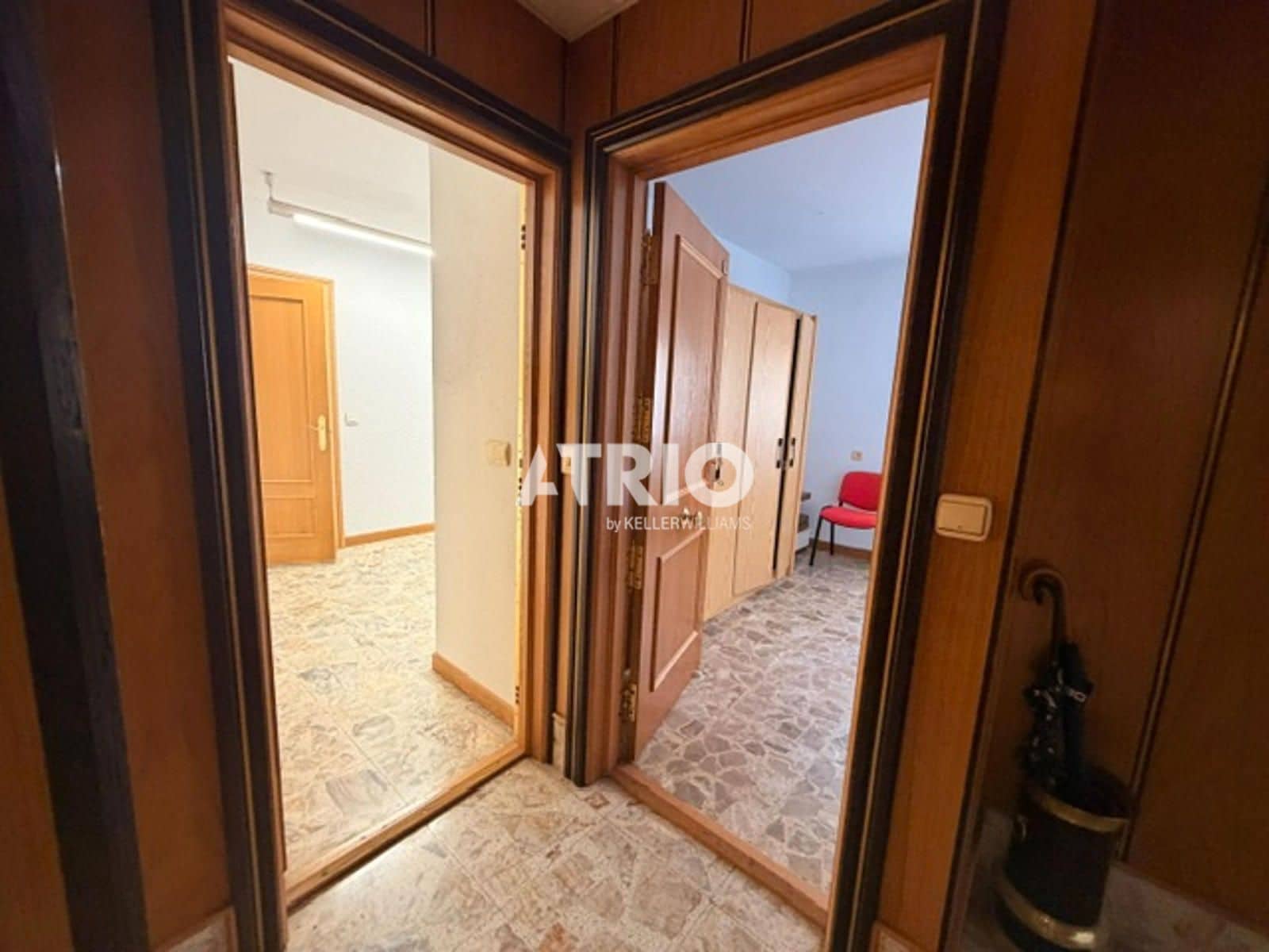 8 bedroom Flat for sale in Burgos city - € 350,000 (Ref: 10036231)
