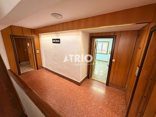 8 sypialnia Mieszkanie na sprzedaż w Miasto Burgos - 350 000 € (Ref: 10036231)