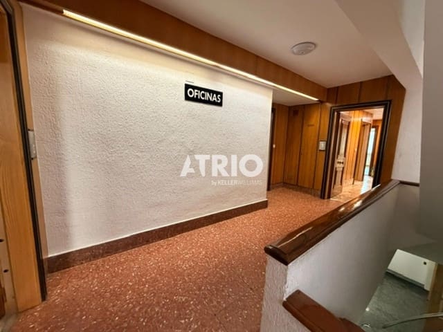 8 sypialnia Mieszkanie na sprzedaż w Miasto Burgos - 350 000 € (Ref: 10036231)